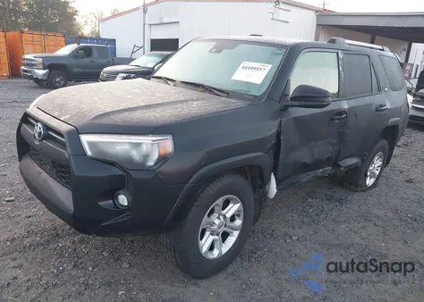 2021 Toyota 4Runner Sr5 from USA, damaged, VIN JTEEU5JR3M5238983